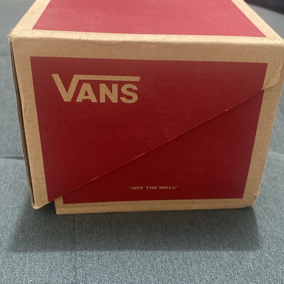 Burgundy red Vans - Picture 2 of 6